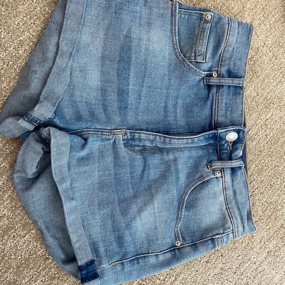 Garage ultra high light wash Jean shorts, size 01